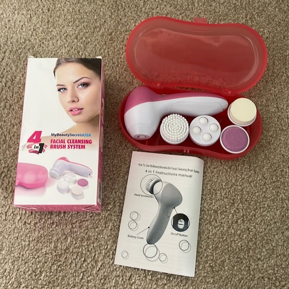 My Beauty Secrets USA, FACIAL CLEANSING Pink and White BRUSH SYSTEM NEW IN BOX! - Picture 1 of 6